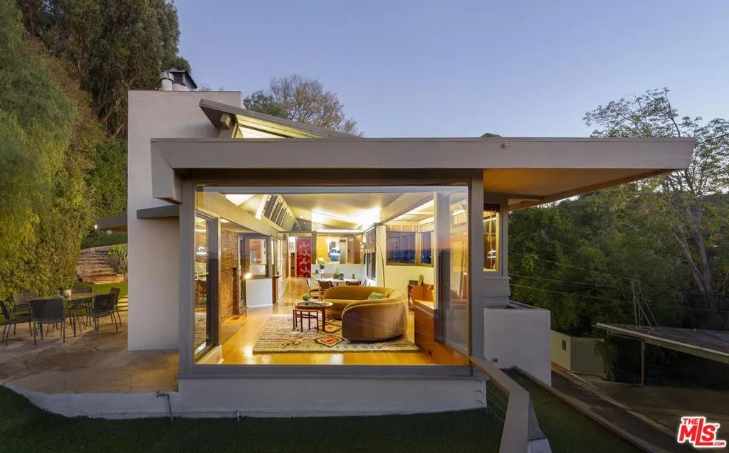 3624 Buena Park Drive, Studio City, California 91604 home-pic-26